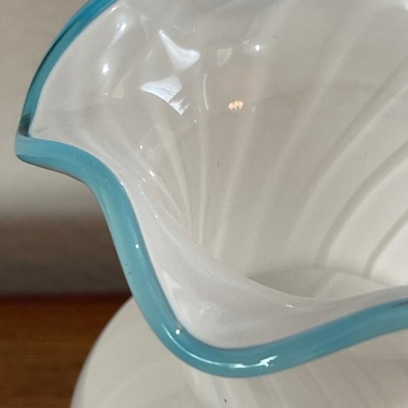 White Glass Vase  Swirl with Blue Ruffle Rim - Picture 6 of 12